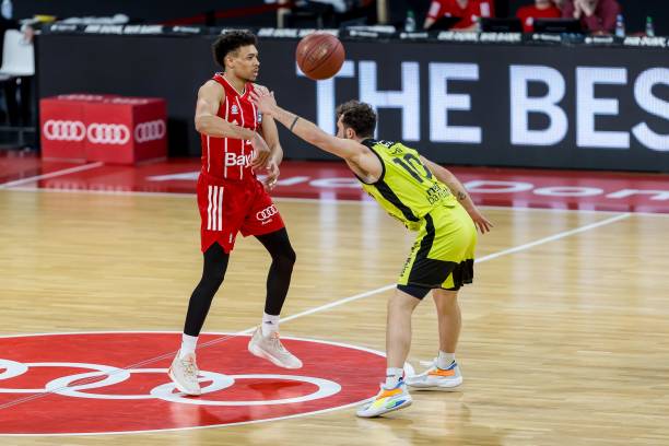 弗罗因德透 弗罗因德透